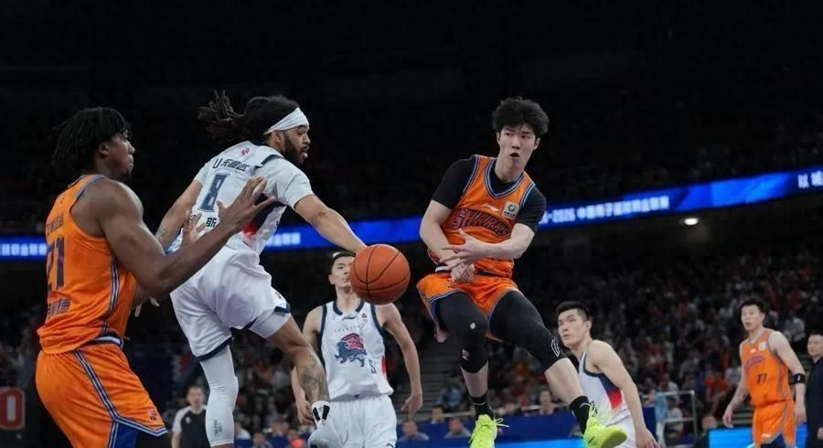 旺财28官方-79-84！上海拿赛点，山东差3分错失翻盘